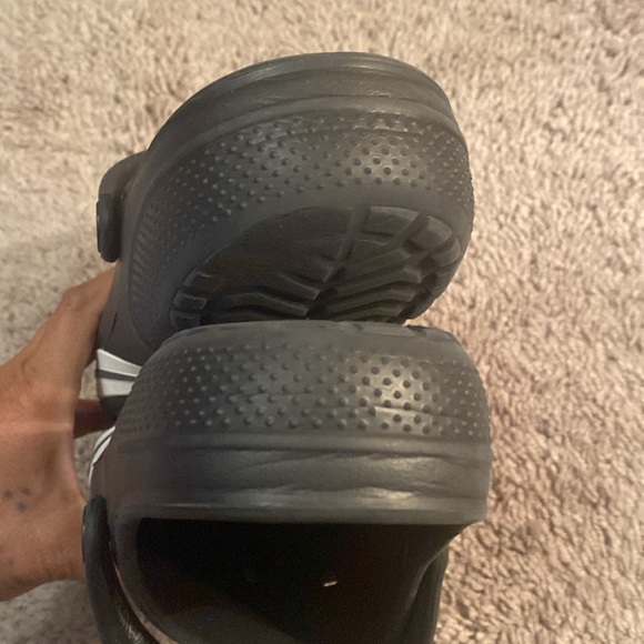 Jibbitz by Crocs black and white clogs unisex size 7M/9W - Picture 9 of 17